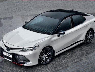 2020 Toyota Camry S Edition Russia 1 E1580956610182